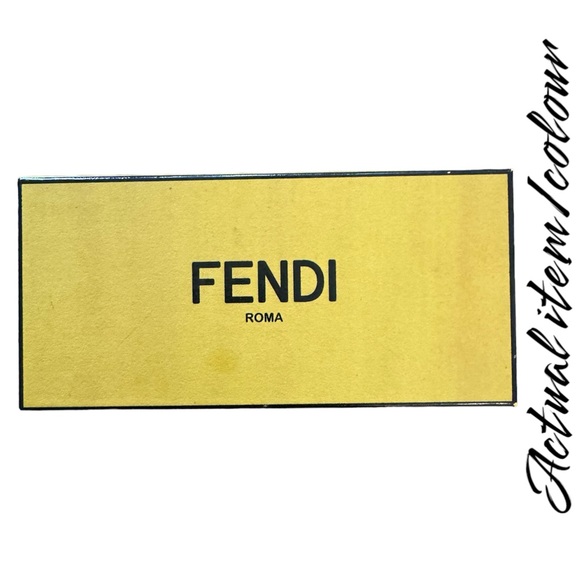 Sunglass case and box- Fendi - Picture 9 of 9